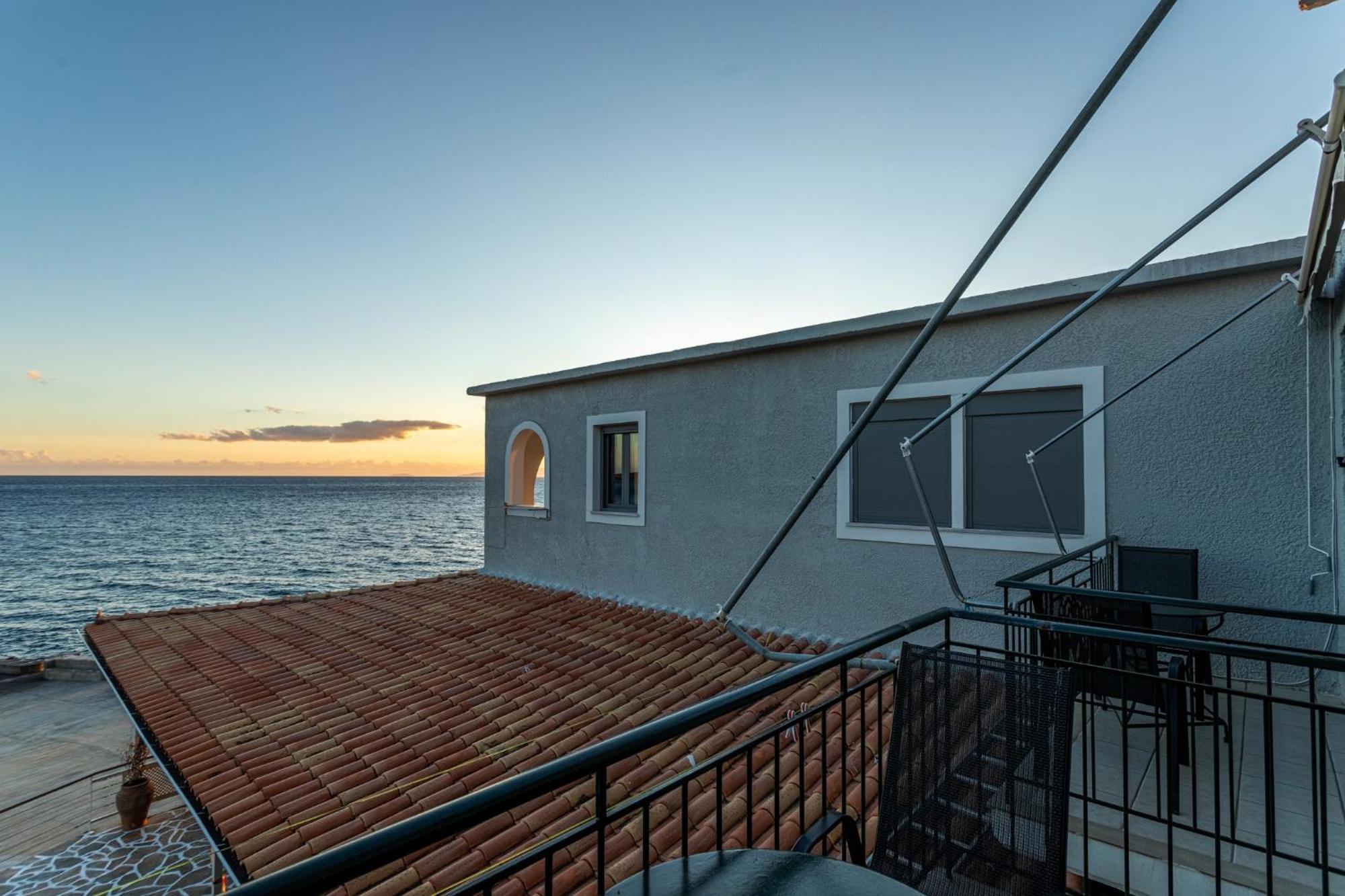Marina Aparthotel Kardamíli Kültér fotó