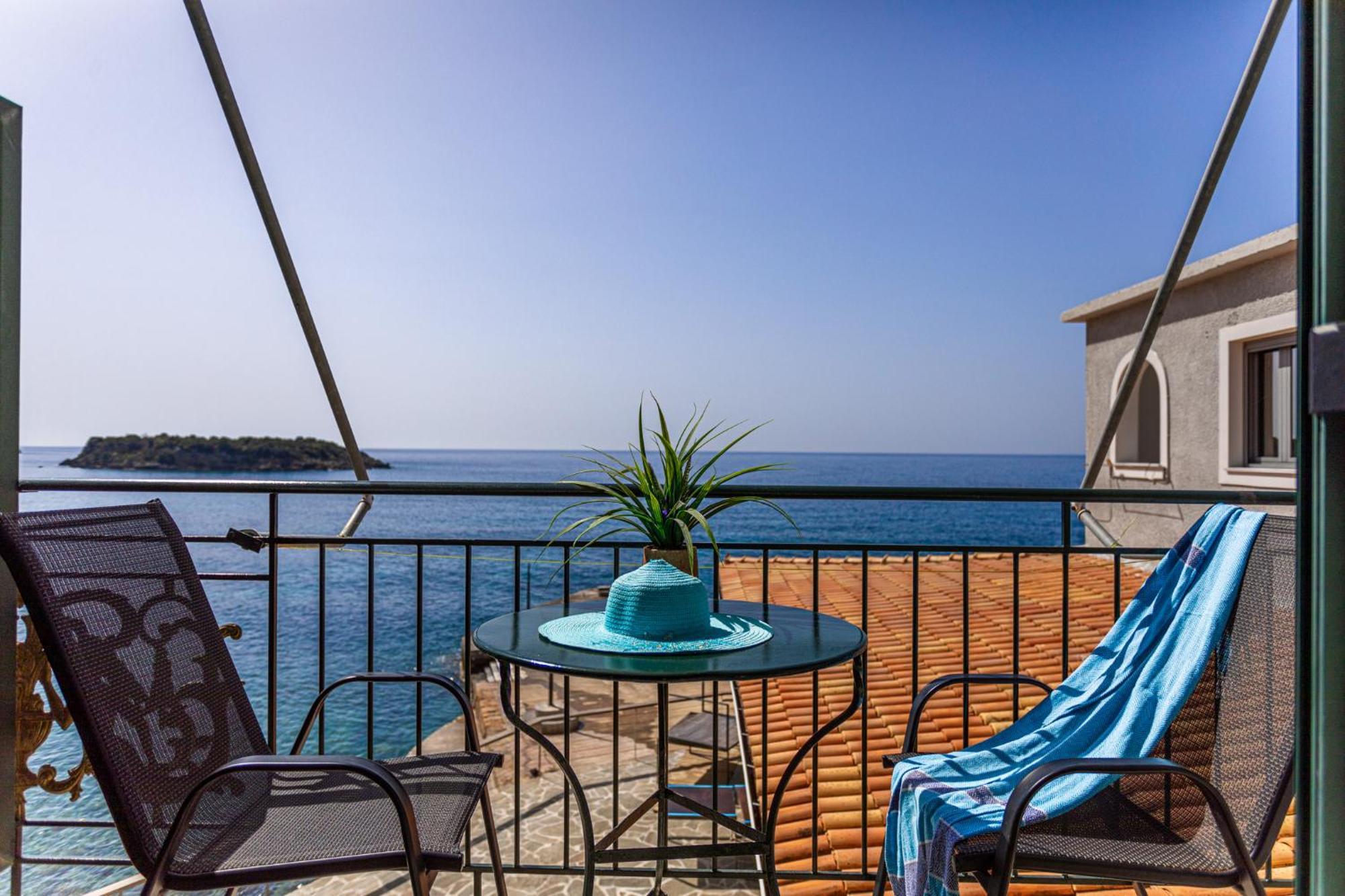 Marina Aparthotel Kardamíli Kültér fotó