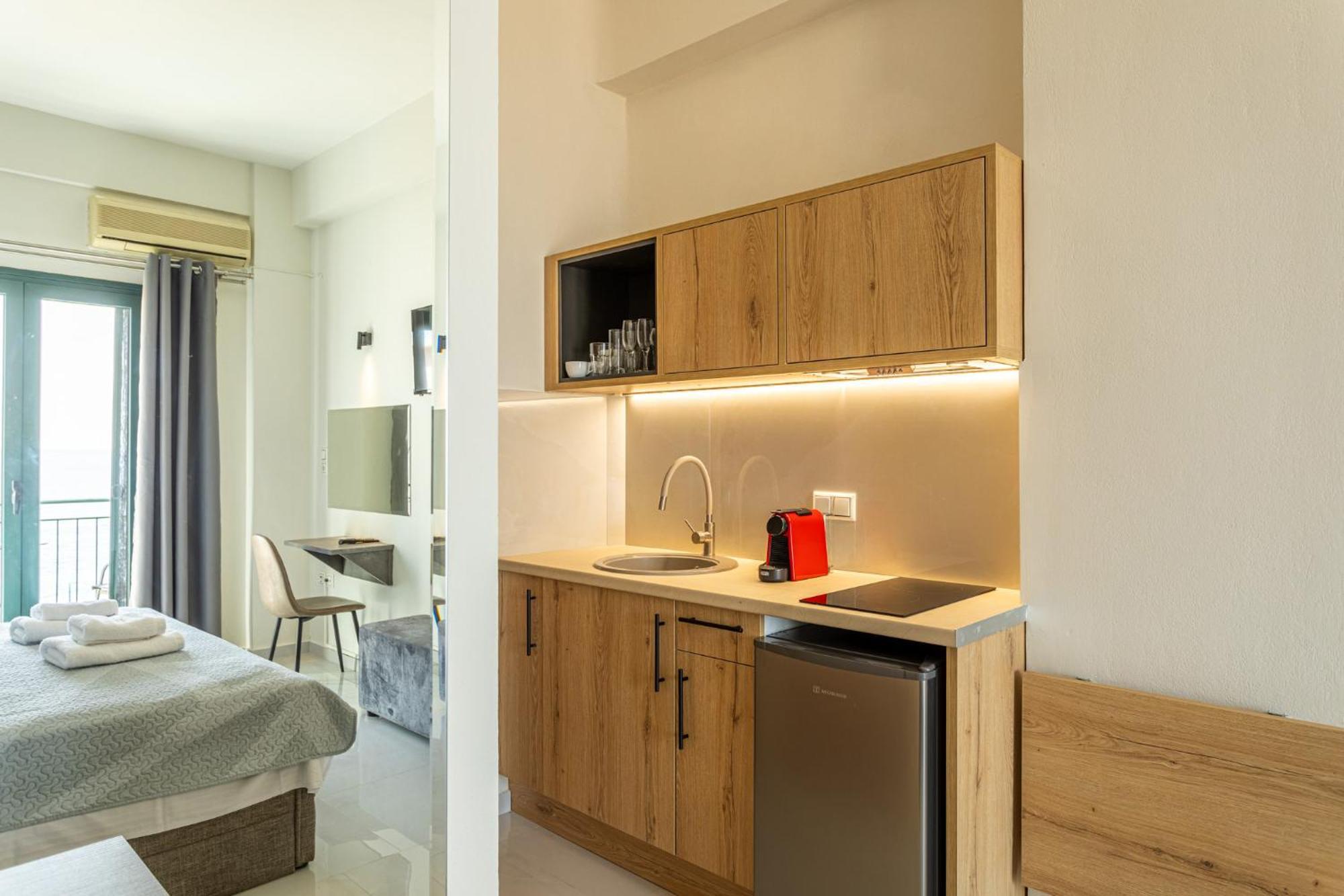 Marina Aparthotel Kardamíli Kültér fotó