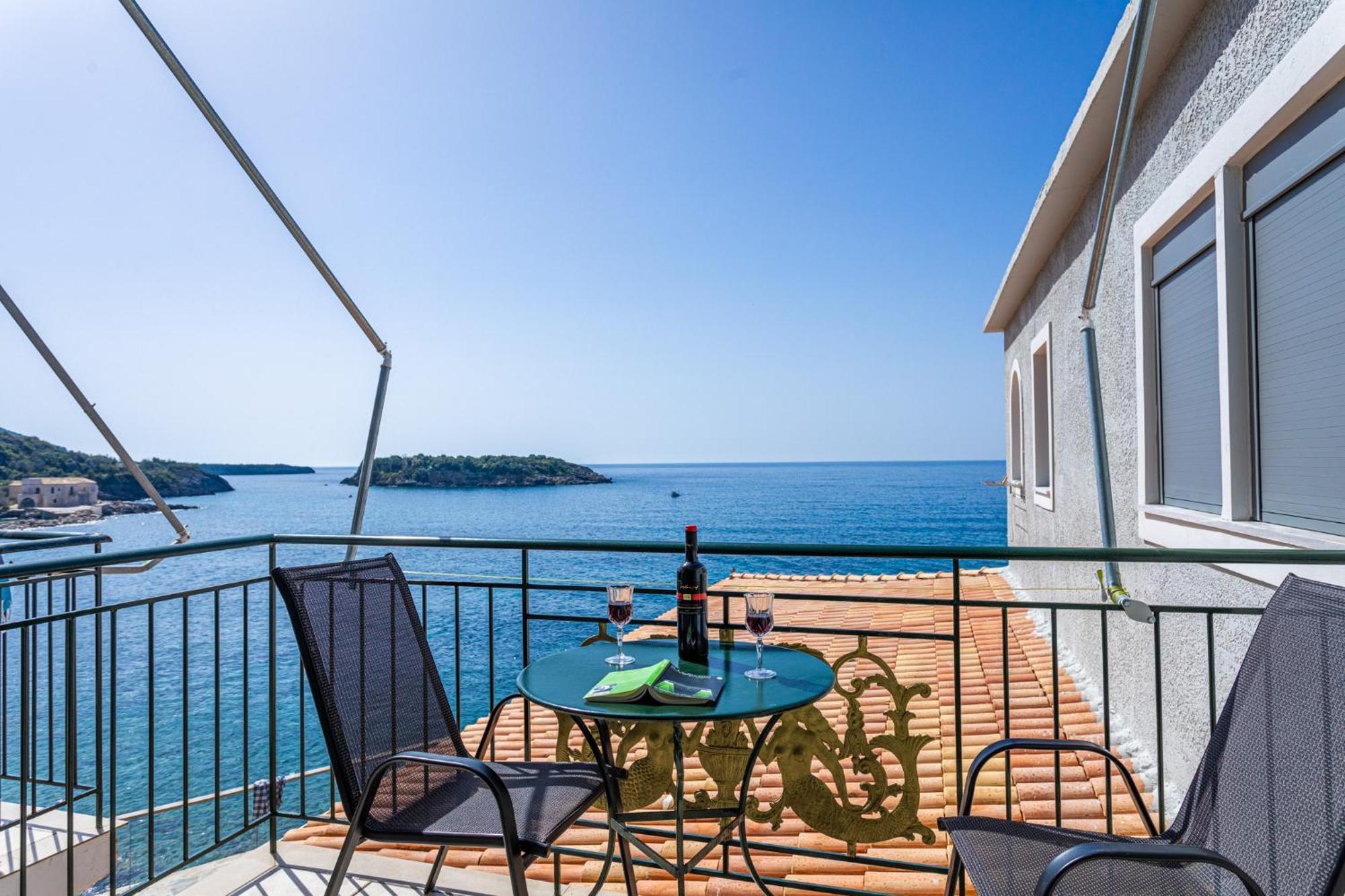 Marina Aparthotel Kardamíli Kültér fotó