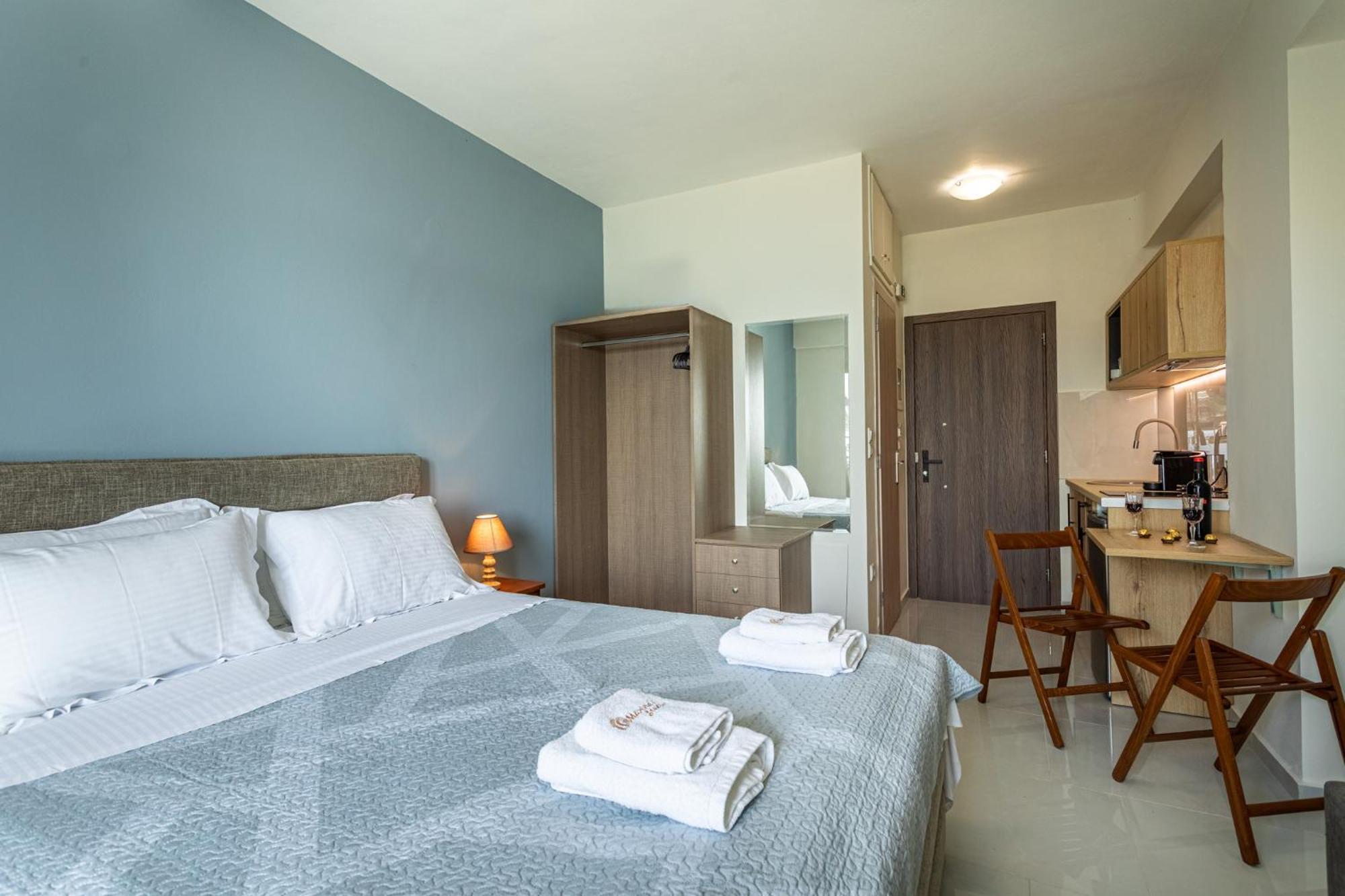 Marina Aparthotel Kardamíli Kültér fotó